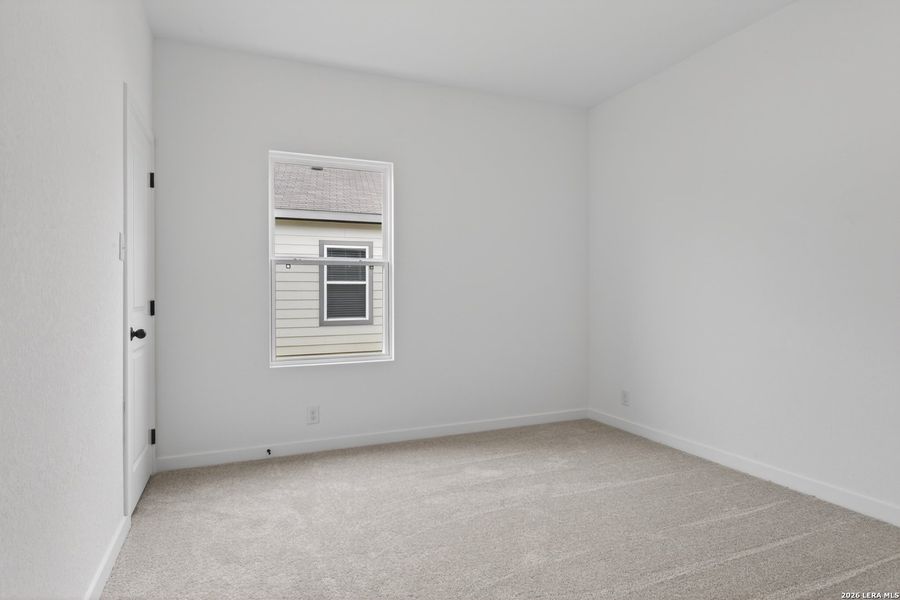 Spacious, unfurnished interior of a new home in Saddlebrook Ranch, Schertz (Image 22).