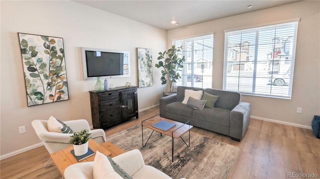 Furnished interior view inside a new home in Thompson River Ranch, Johnstown (Image 8).