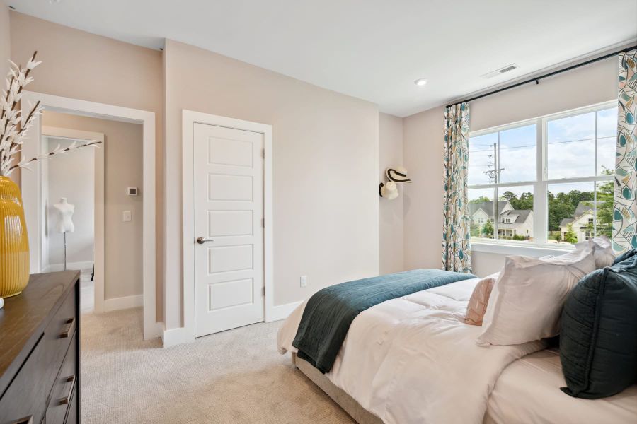 Representative furnished interior of a home built from the Stowe by Tri Pointe Homes in Seven Oaks, Belmont (Image 28).