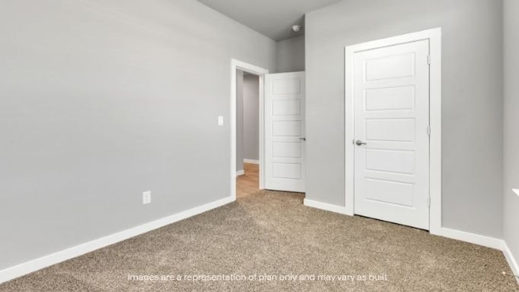 Spacious, unfurnished interior of a new home in Homestead at Parks Bell Ranch, Odessa (Image 21).
