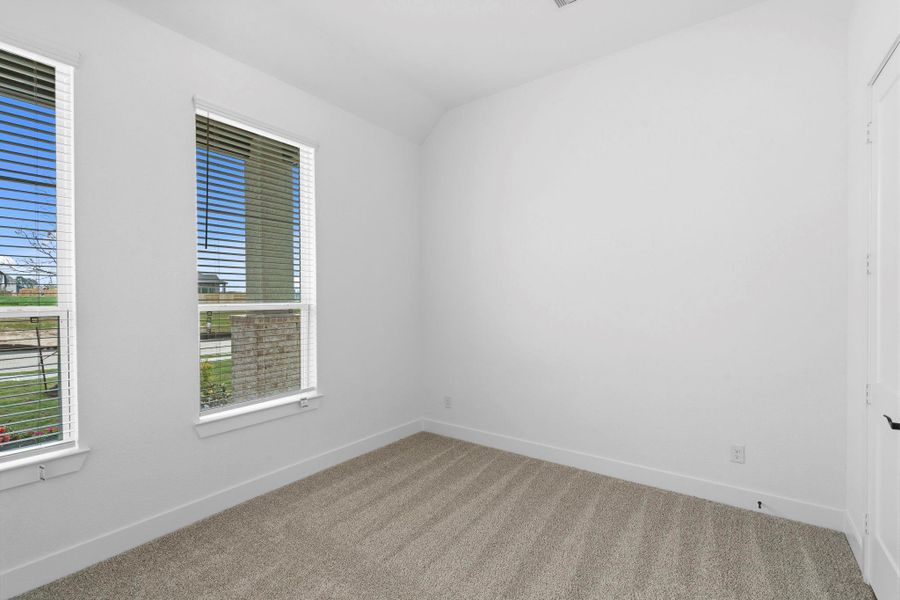 Spacious, unfurnished interior of a new home in Briarley, Montgomery (Image 19).