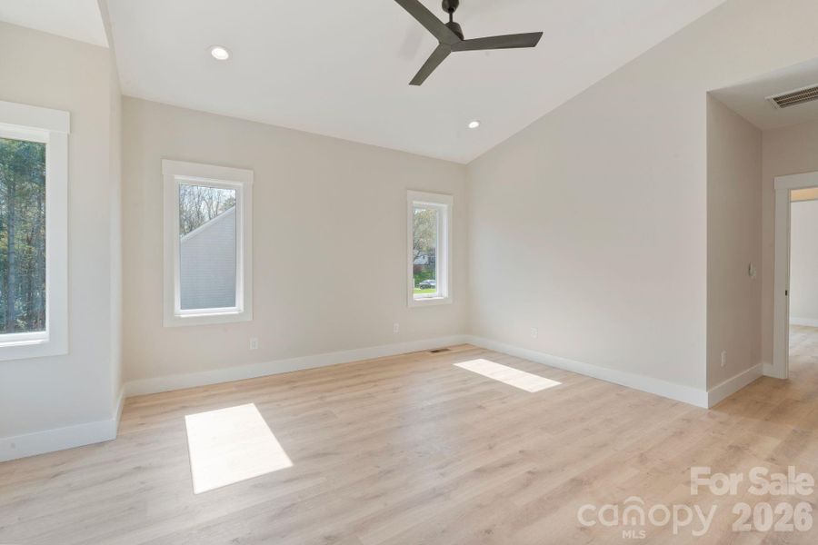 Spacious, unfurnished interior of a new home in , Hickory (Image 19).