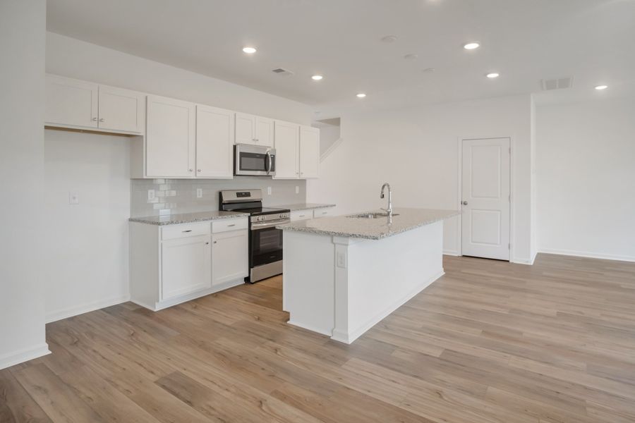 Furnished interior view inside a new home in Winston Place, Gallatin (Image 7).