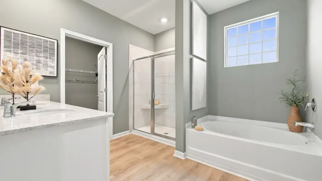 Representative furnished interior of a home built from the Denton by D.R. Horton in Fairway 17 at Mirror Lake, Villa Rica (Image 19).