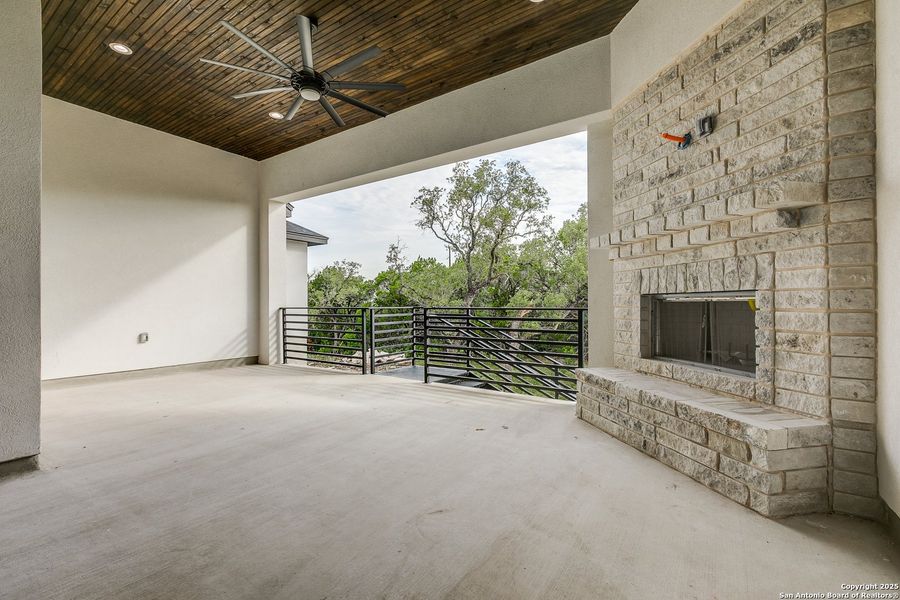 Image 24 of a home in .