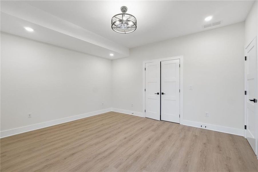 Spacious, unfurnished interior of a new home in , Ranger (Image 35).