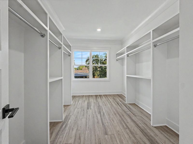 Spacious, unfurnished interior of a new home in , North Charleston (Image 51).