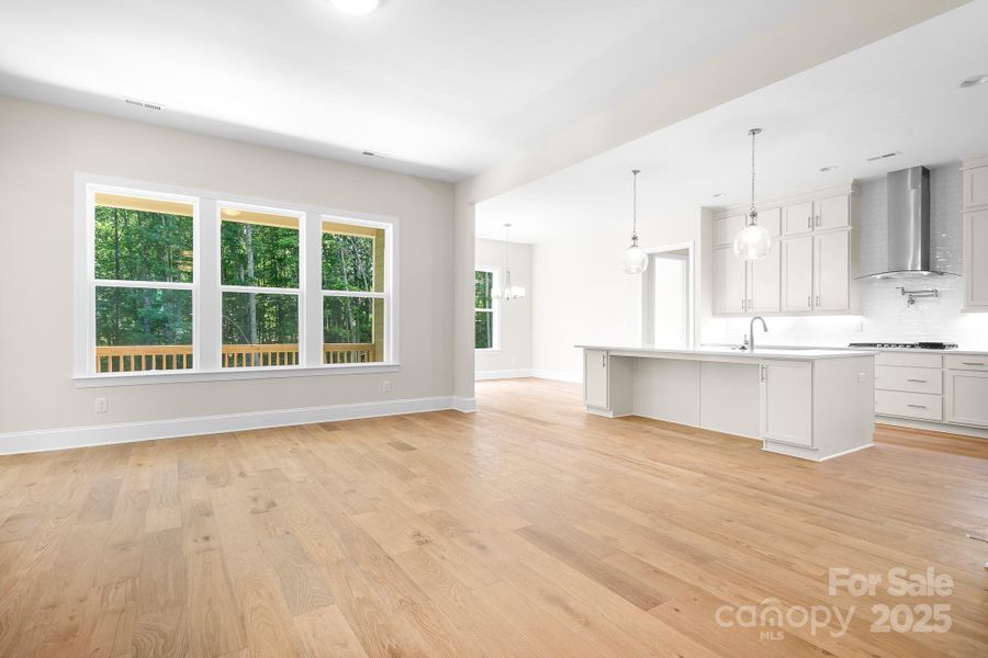 Image 40 of a home in Harbor Watch.