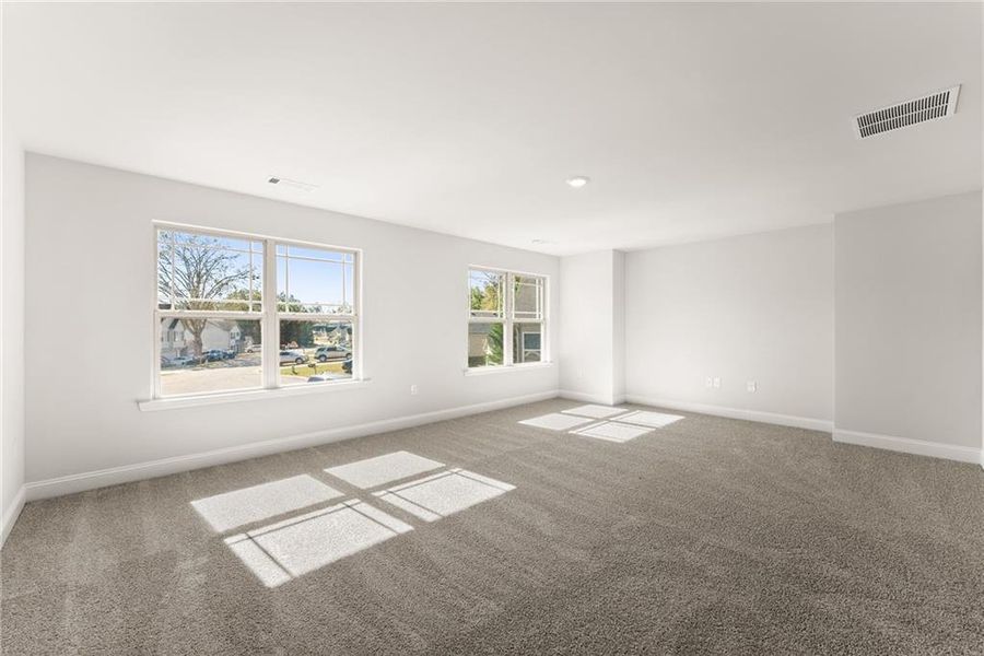 Spacious, unfurnished interior of a new home in Magnolia Villas, Cornelia (Image 24).