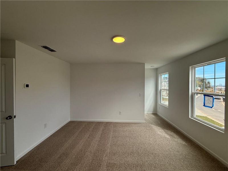 Spacious, unfurnished interior of a new home in Leydenview, Mableton (Image 14).