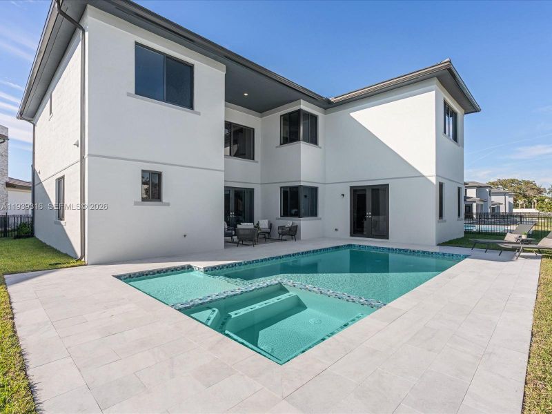 Exterior details and patio area of a home in , Miami (Image 4).