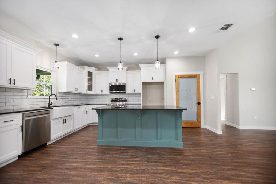 Furnished interior view inside a new home in , Huntington (Image 13).
