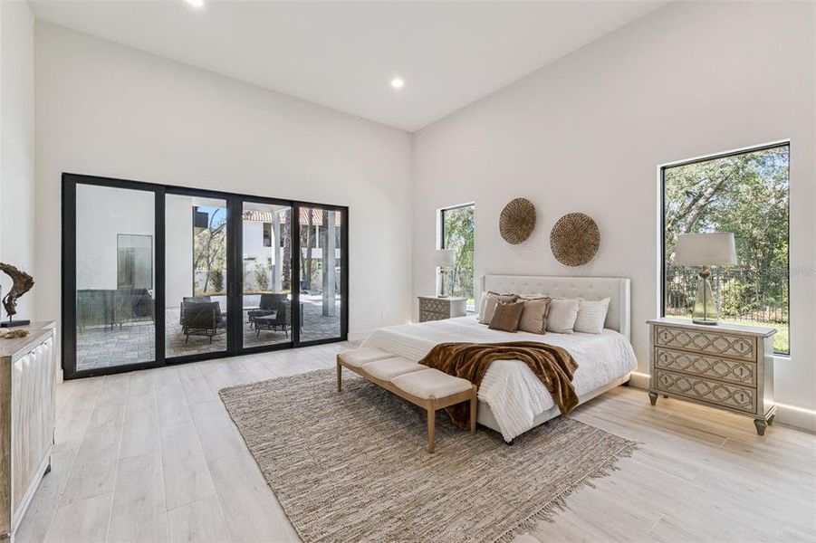 Furnished interior view inside a new home in , Winter Springs (Image 33).