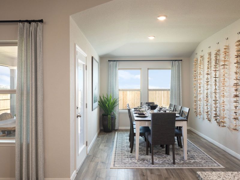 The open floorplan provides excellent entertaining.