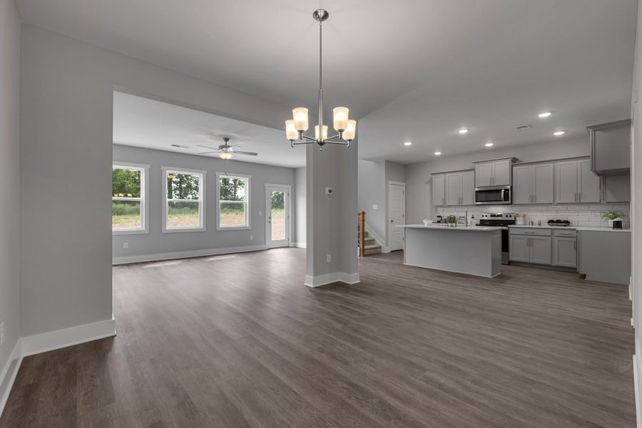 Representative unfurnished interior of a home built from the Porter by Horizon Construction and Development in The Village at Bonnie Oaks, Lebanon (Image 18). Representative unfurnished interior of a home built from the Porter by Horizon Construction and Development in The Village at Bonnie Oaks, Lebanon (Image 18).