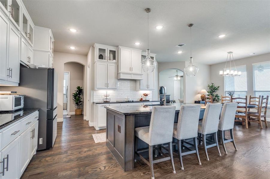 Furnished interior view inside a new home in , New Fairview (Image 25).