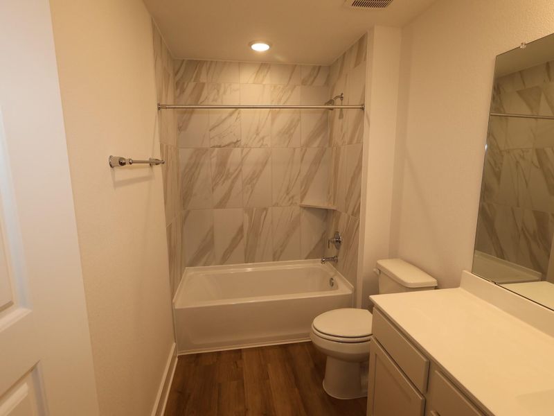 Furnished interior view inside a new home in Lago Mar, Santa Fe (Image 5).