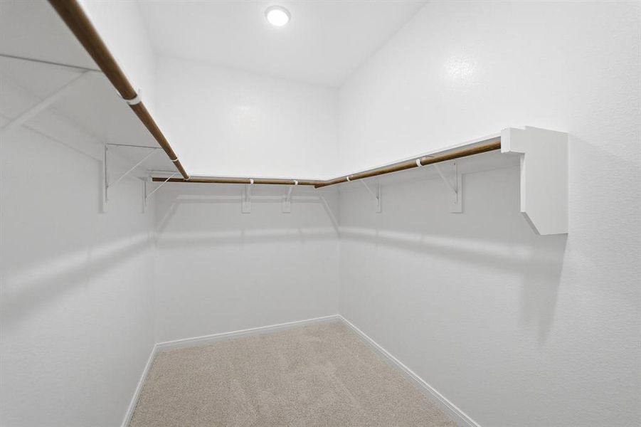 Spacious, unfurnished interior of a new home in Westridge, McKinney (Image 20).