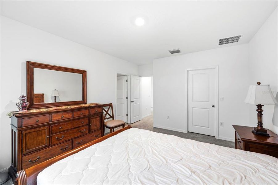 Furnished interior view inside a new home in , Apollo Beach (Image 36).
