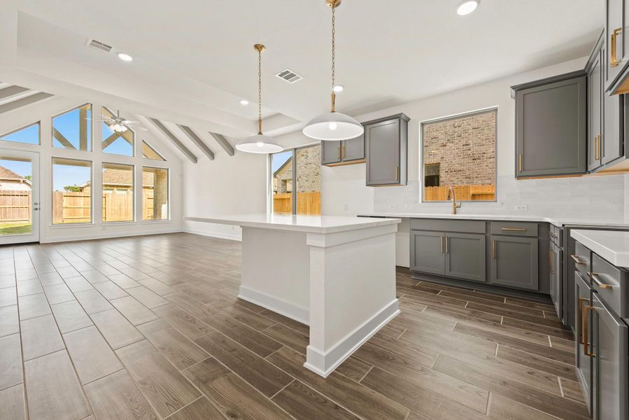 Representative image. Features, specifications, selections and colors may vary. Representative image. Features, specifications, selections and colors may vary.