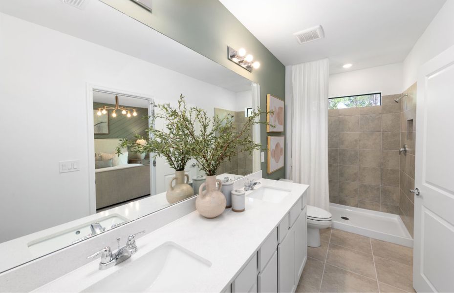 Furnished interior view inside a new home in Caloosa Cove, Labelle (Image 9).