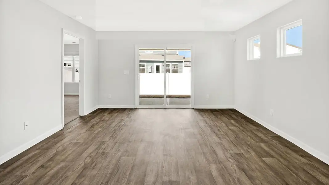 Spacious, unfurnished interior of a new home in Indigo Preserve Townhomes, Leland (Image 23).