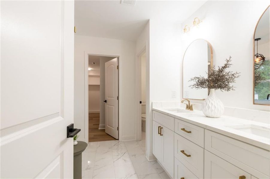 Image 41 of a home in .