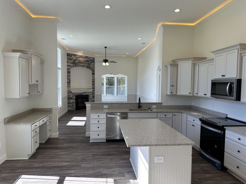 Furnished interior view inside a new home in Weston, Campobello (Image 4).