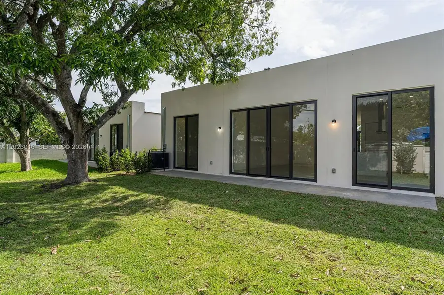 Photos shown are of a completed unit with the same layout and styling; the available unit is currently under construction and may vary. Photos shown are of a completed unit with the same layout and styling; the available unit is currently under construction and may vary.