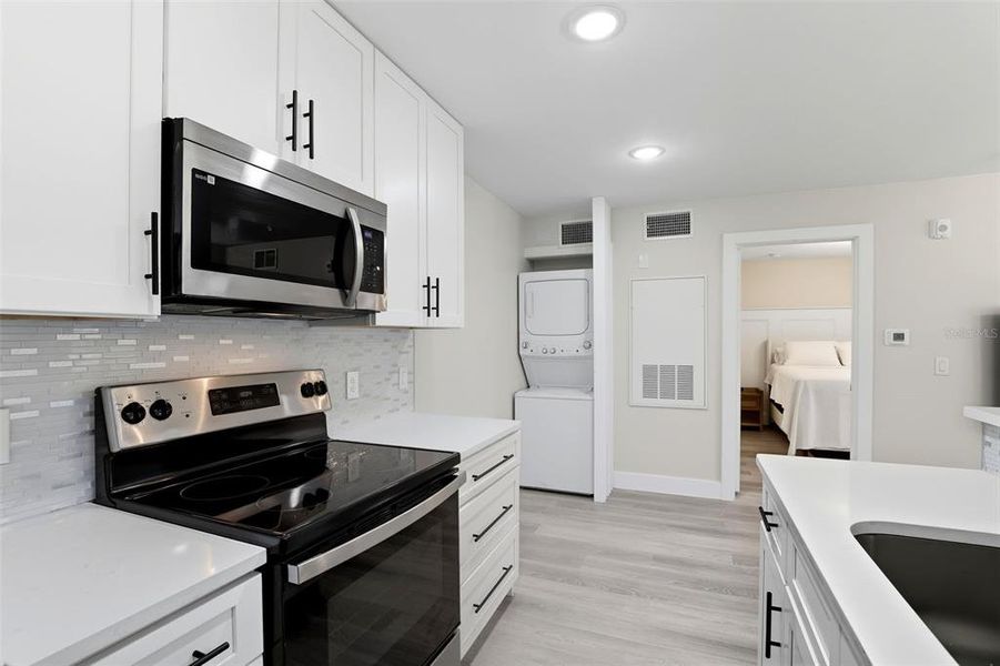 Furnished interior view inside a new home in , Lake Mary (Image 11).