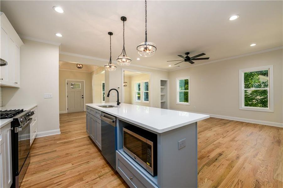 Furnished interior view inside a new home in , Atlanta (Image 6).