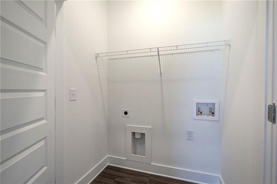 Spacious, unfurnished interior of a new home in , Cartersville (Image 27).
