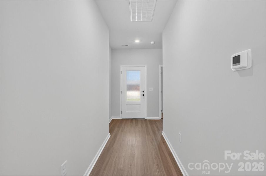 Spacious, unfurnished interior of a new home in Stagecoach Station, Gastonia (Image 13).