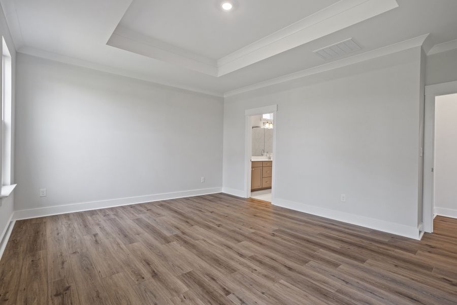 Spacious, unfurnished interior of a new home in Sweetbrier, Durham (Image 22).