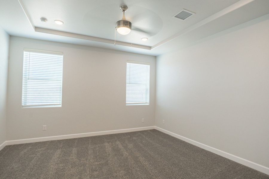 Spacious, unfurnished interior of a new home in Paseo Del Este, El Paso (Image 25).