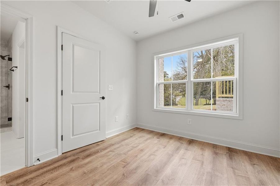 Spacious, unfurnished interior of a new home in , Gainesville (Image 38). Spacious, unfurnished interior of a new home in , Gainesville (Image 38).