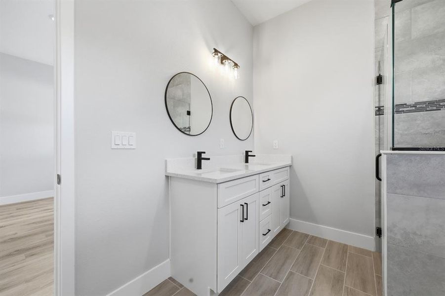 Furnished interior view inside a new home in , Ocala (Image 9).