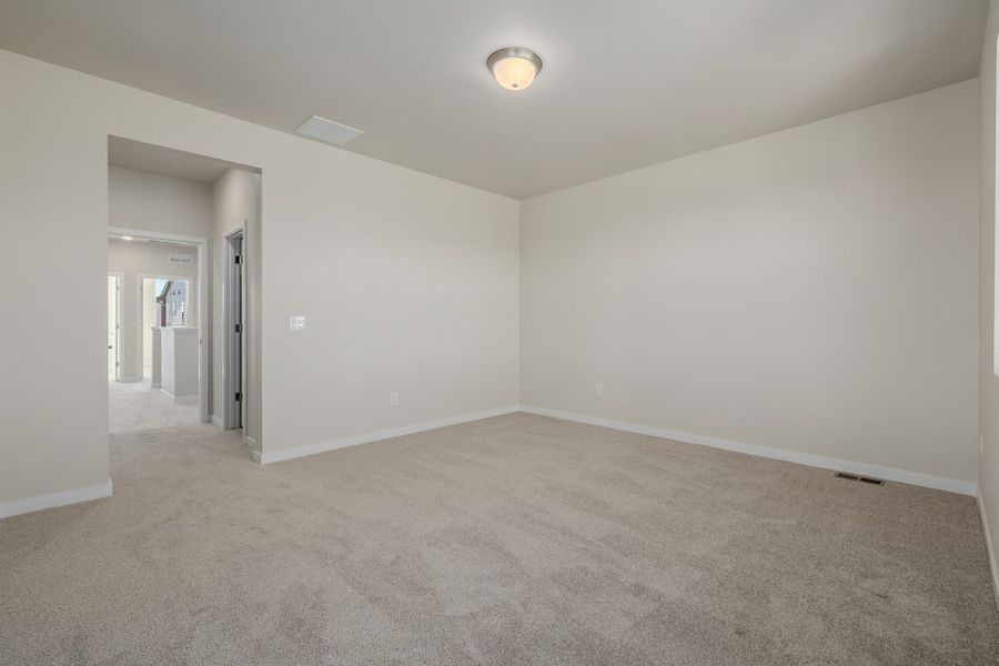 Spacious, unfurnished interior of a new home in Arras Park, Thornton (Image 27).
