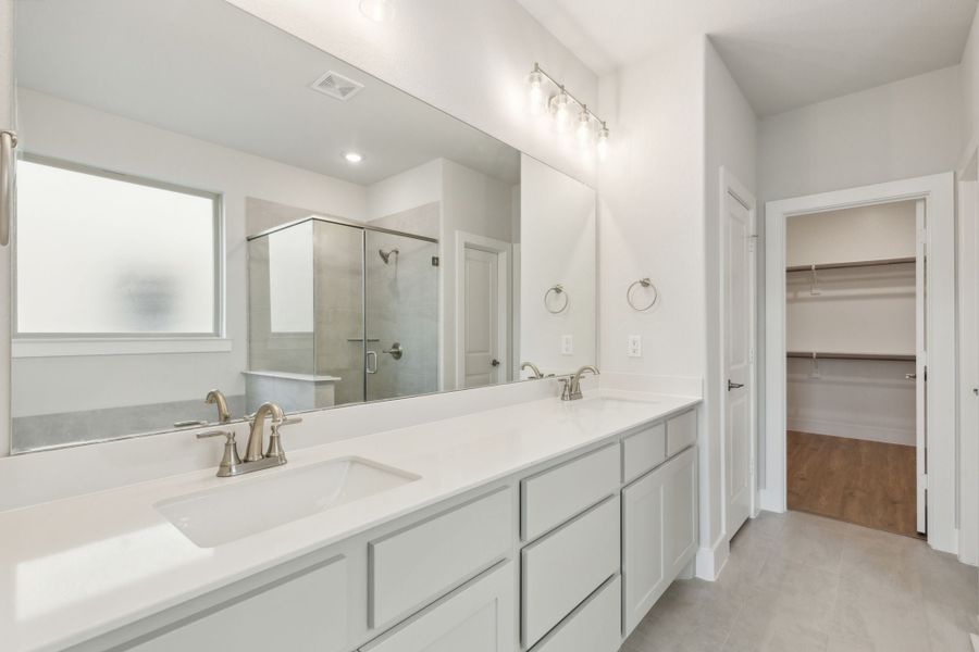 Representative furnished interior of a home built from the Dove by Centre Living Homes in Dove Hollow, Waxahachie (Image 11).