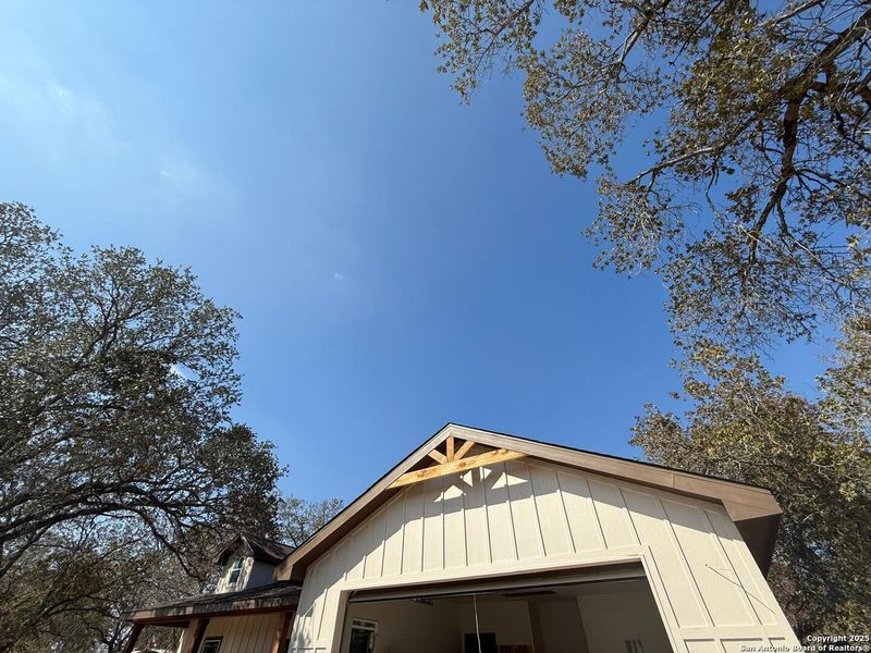 Image 14 of a home in . Image 14 of a home in .