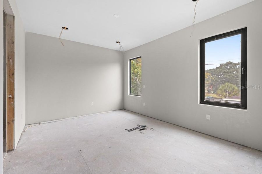 Image 36 of a home in .