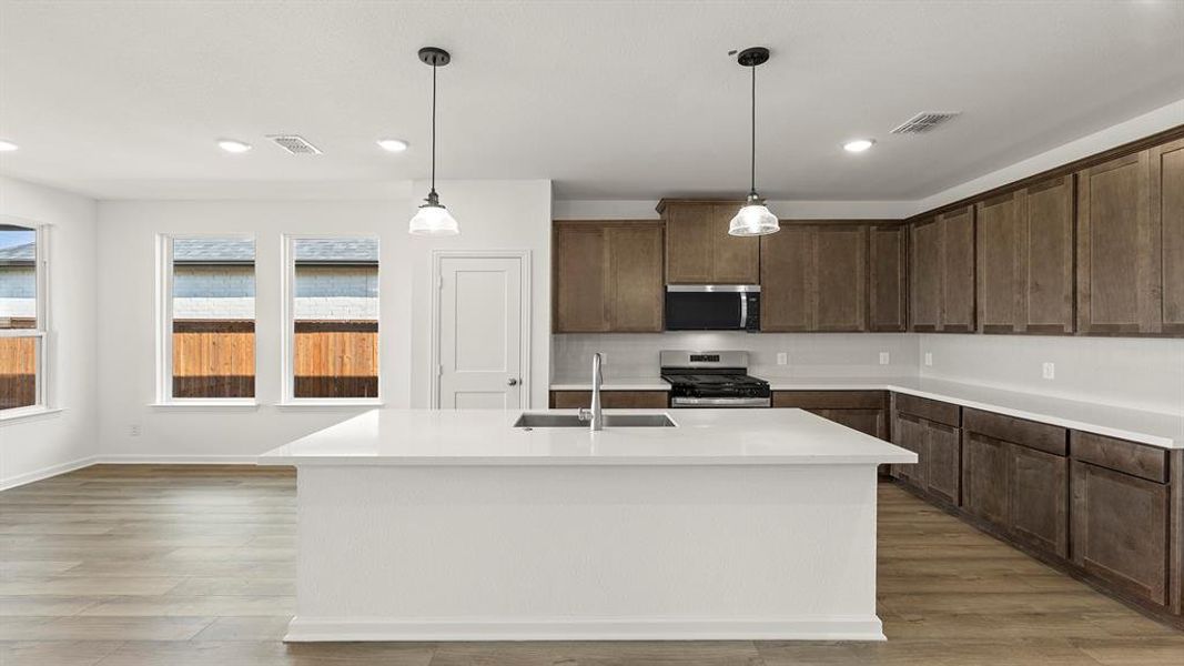 08. 3147 Duck Heights - Kitchen 08. 3147 Duck Heights - Kitchen