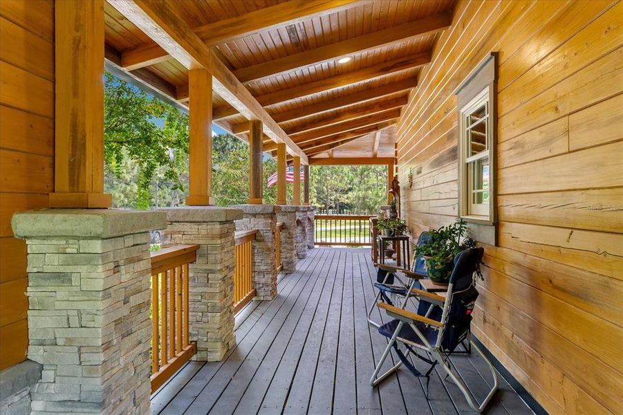 Exterior details and patio area of a home in , Apopka (Image 4). Exterior details and patio area of a home in , Apopka (Image 4).