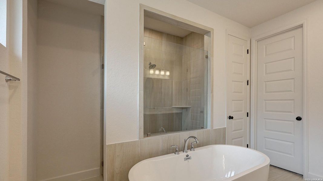 Furnished interior view inside a new home in Briggs Ranch, San Antonio (Image 8).