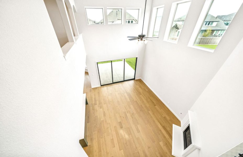 Spacious, unfurnished interior of a new home in Bridgeland 60′, Cypress (Image 36).