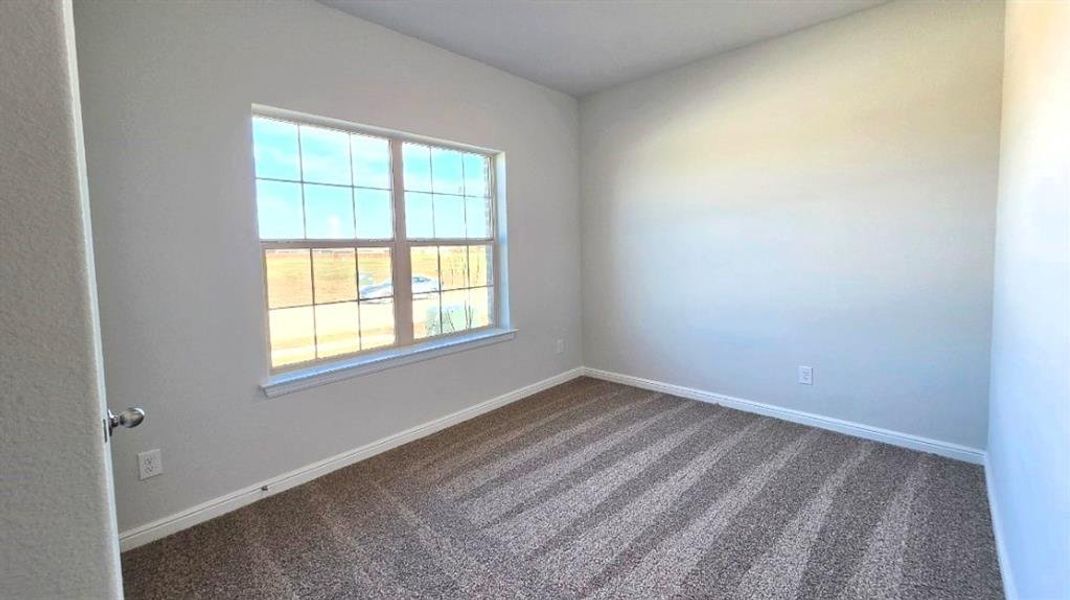 Spacious, unfurnished interior of a new home in Vista Point, Grandview (Image 13).