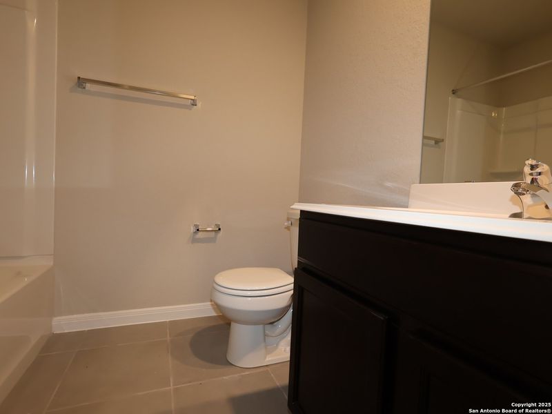Furnished interior view inside a new home in Blue Ridge Ranch, San Antonio (Image 6).