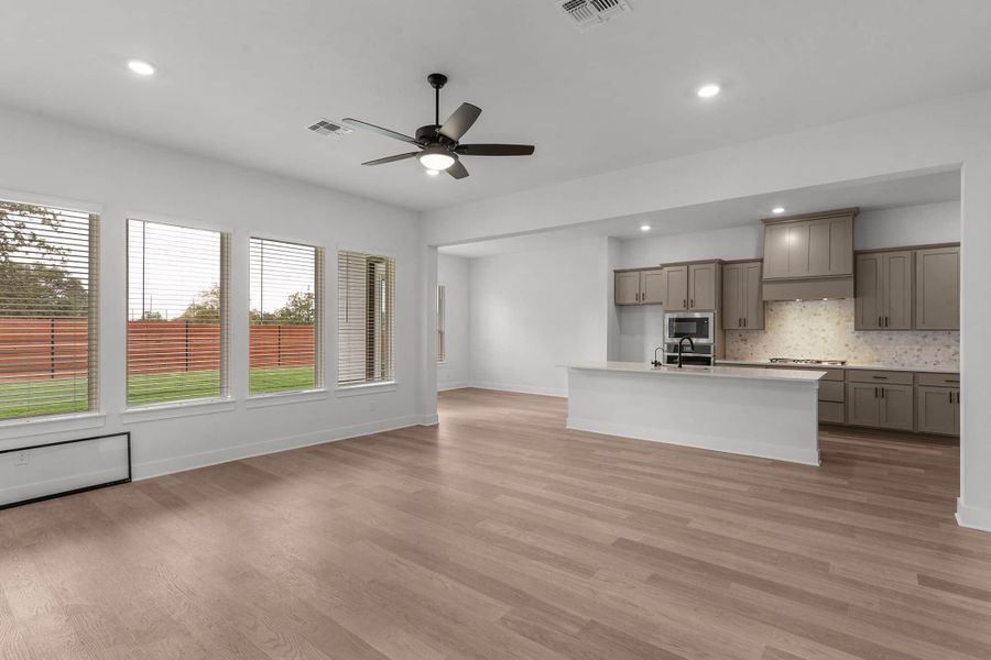 Spacious, unfurnished interior of a new home in Highland Village, Georgetown (Image 21). Spacious, unfurnished interior of a new home in Highland Village, Georgetown (Image 21).