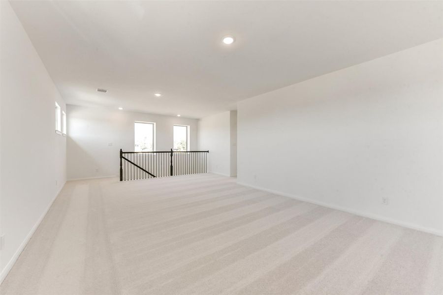 Spacious, unfurnished interior of a new home in Colony at Pinehurst, Pinehurst (Image 24). Spacious, unfurnished interior of a new home in Colony at Pinehurst, Pinehurst (Image 24).