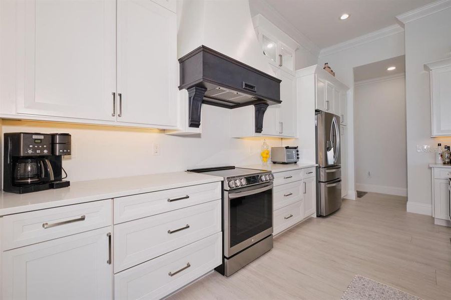 Furnished interior view inside a new home in , Cape Coral (Image 14).